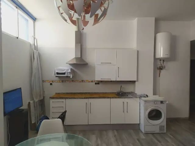 Komercyjne na sprzedaż w Centro Internacional, Torrox - 180 000 € (Ref: 10009691)