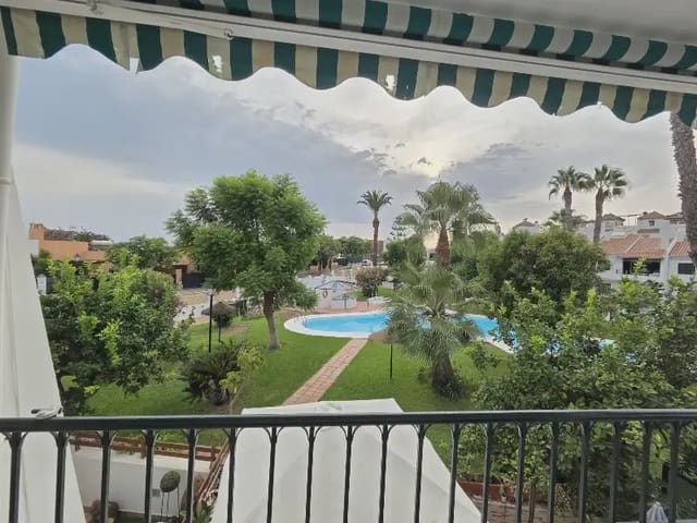 3 makuuhuone Rivitalo myytävänä paikassa Torre del Mar, Vélez-Málaga mukana uima-altaan 
autotalli - 537 000 € (Ref: 10024549)