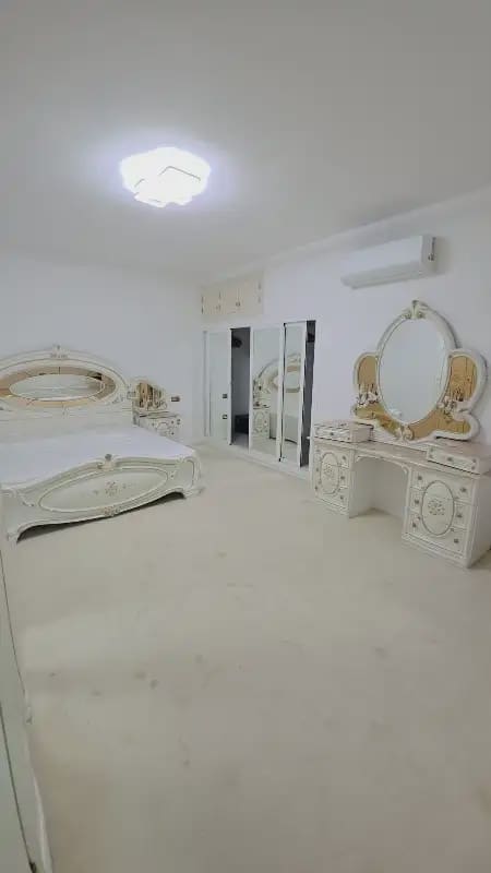3 makuuhuone Omakotitalo vuokrattavana paikassa Nerja mukana uima-altaan 
autotalli - 1 500 € (Ref: 10045815)