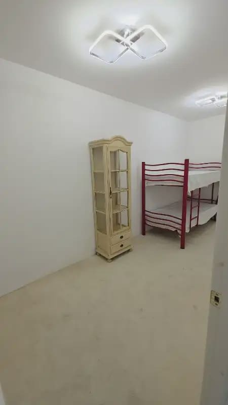 3 makuuhuone Omakotitalo vuokrattavana paikassa Nerja mukana uima-altaan 
autotalli - 1 500 € (Ref: 10045815)