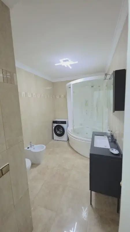 3 makuuhuone Omakotitalo vuokrattavana paikassa Nerja mukana uima-altaan 
autotalli - 1 500 € (Ref: 10045815)