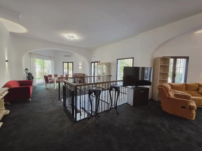 3 makuuhuone Omakotitalo vuokrattavana paikassa Nerja mukana uima-altaan 
autotalli - 1 500 € (Ref: 10045815)