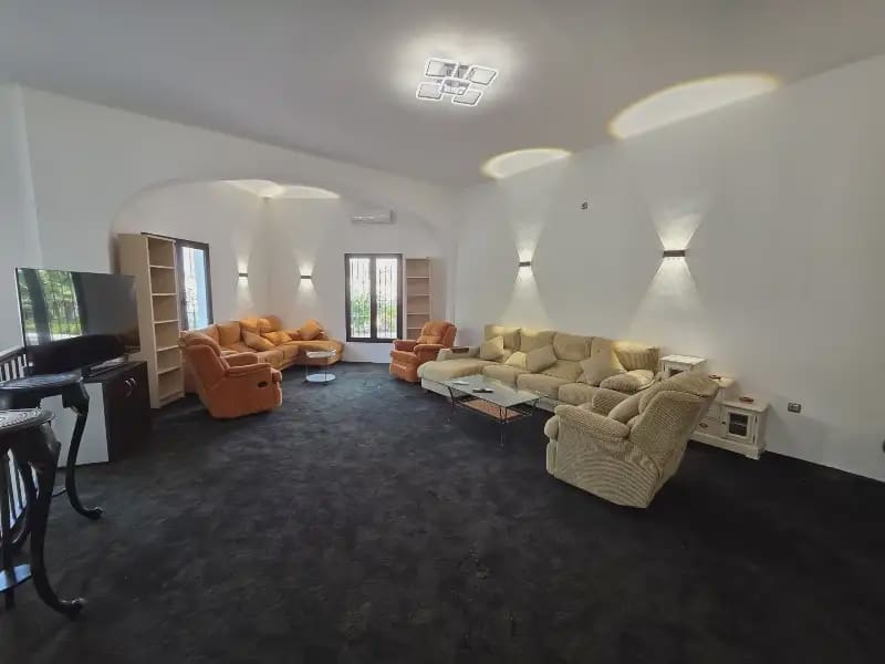 3 makuuhuone Omakotitalo vuokrattavana paikassa Nerja mukana uima-altaan 
autotalli - 1 500 € (Ref: 10045815)