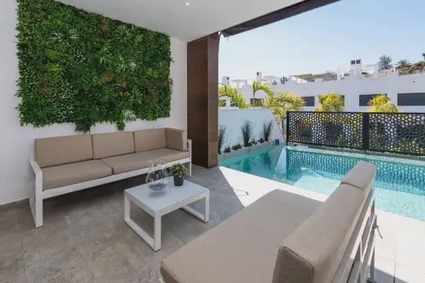 3 quarto Moradia para arrendar em Nerja com piscina garagem - 2 100 € (Ref: 10046244)