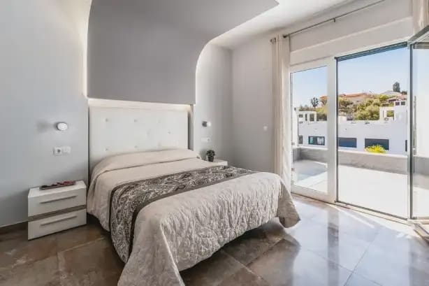 3 sovrum Villa att hyra i Avda Pescia - Ctra de Frigiliana, Nerja med pool garage - 2 100 € (Ref: 10046244)