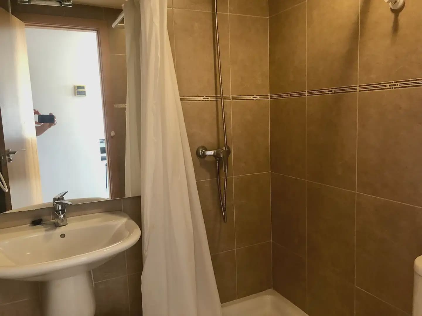 Appartement de 1 chambre à louer à Nerja avec piscine garage - 1 200 € (Ref: 10048127)