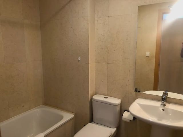 Appartement de 1 chambre à louer à Capistrano, Nerja avec piscine garage - 1 200 € (Ref: 10048127)