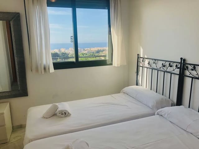 Appartement de 1 chambre à louer à Capistrano, Nerja avec piscine garage - 1 200 € (Ref: 10048127)
