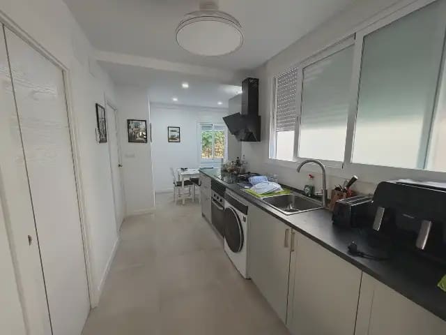 Piso de 3 habitaciones en Vélez-Málaga en venta - 265.000 € (Ref: 10088543)