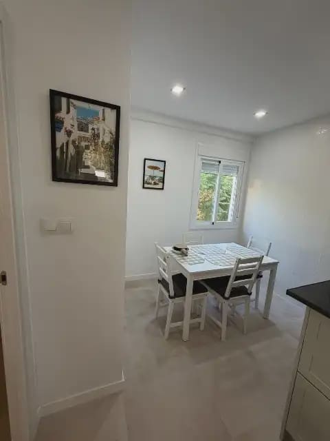Piso de 3 habitaciones en Vélez-Málaga en venta - 265.000 € (Ref: 10088543)