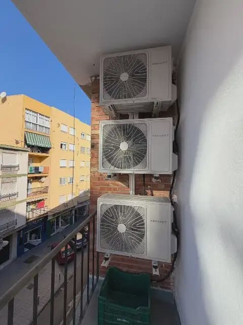 Piso de 3 habitaciones en Vélez-Málaga en venta - 265.000 € (Ref: 10088543)