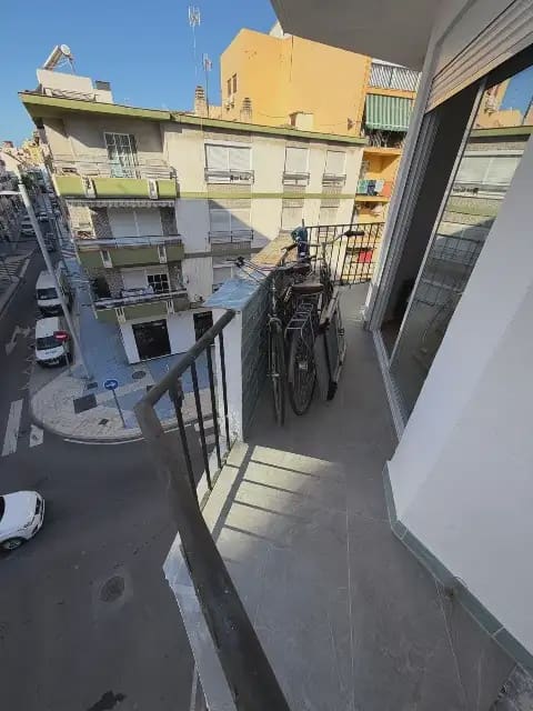Piso de 3 habitaciones en Vélez-Málaga en venta - 265.000 € (Ref: 10088543)