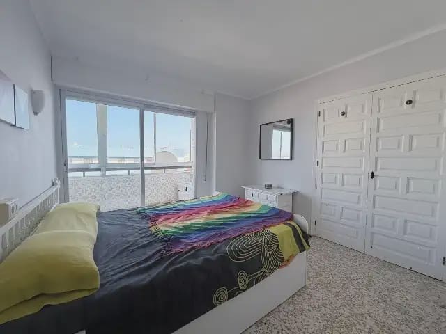 1 makuuhuone Ranta-asunto myytävänä paikassa Torre del Mar, Vélez-Málaga mukana uima-altaan - 262 000 € (Ref: 10088546)