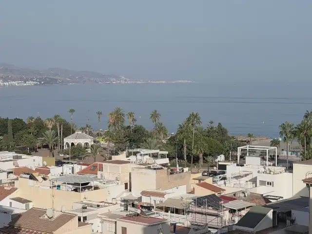 1 makuuhuone Ranta-asunto myytävänä paikassa Torre del Mar, Vélez-Málaga mukana uima-altaan - 262 000 € (Ref: 10088546)
