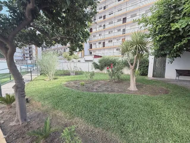 1 makuuhuone Ranta-asunto myytävänä paikassa Velez-Malaga mukana uima-altaan - 262 000 € (Ref: 10088546)