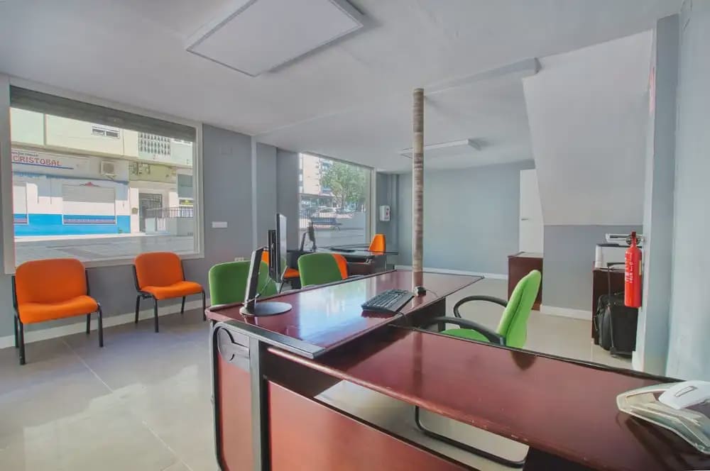 Commerciale in vendita in Velez-Malaga - 150.000 € (Rif: 10098573)