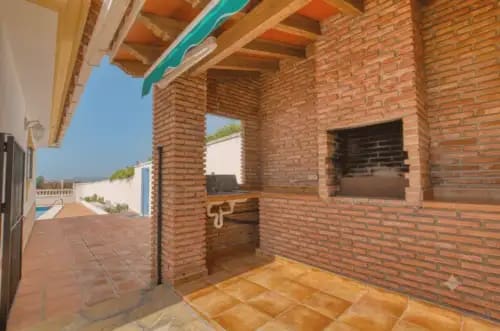 Finca/Casa Rural de 4 habitaciones en Periana en venta con piscina garaje - 440.000 € (Ref: 10098574)