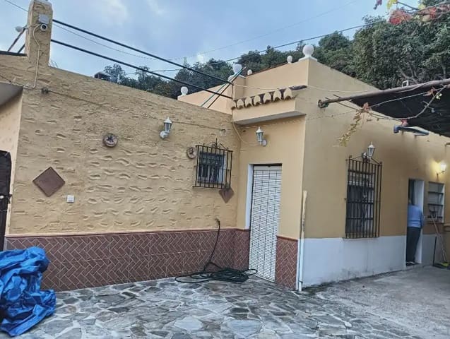 2 slaapkamer Finca/Landhuis te huur in Maro - Cuevas de Nerja, Nerja met zwembad garage - € 900 (Ref: 10098709)