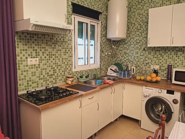 2 slaapkamer Finca/Landhuis te huur in Maro - Cuevas de Nerja, Nerja met zwembad garage - € 900 (Ref: 10098709)