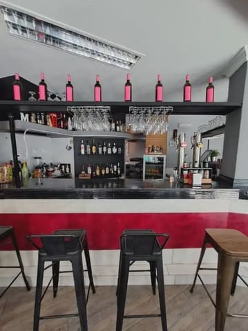 Erhverv til leje i Chaparil - Torrecilla - Punta Lara, Nerja - € 600 (Ref: 10142693)
