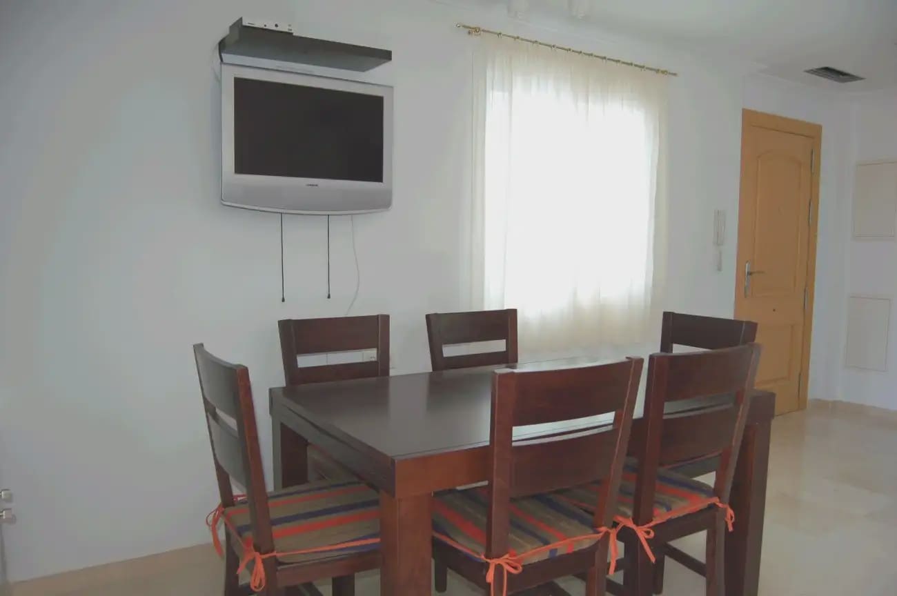 Penthouse de 3 chambres à louer à Torrox avec piscine garage - 2 000 € (Ref: 10144864)