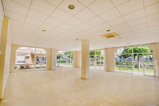 Komercyjne na sprzedaż w Centro Internacional, Torrox - 850 000 € (Ref: 10155736)
