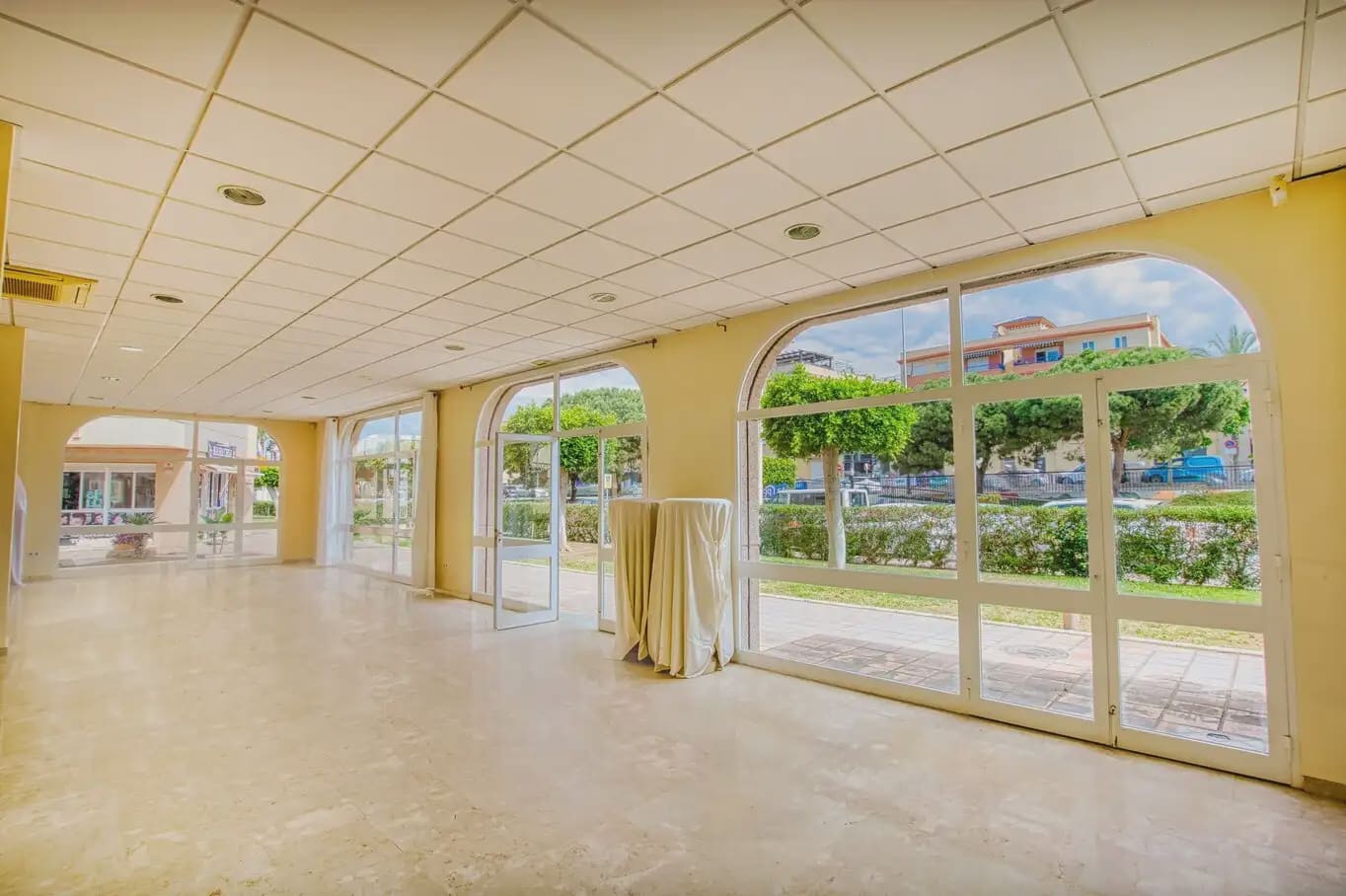Komercyjne na sprzedaż w Torrox - 850 000 € (Ref: 10155736)