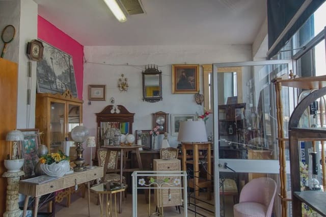 7 soverom Kommersiell til salgs i Vélez-Málaga - € 850 000 (Ref: 10156889)