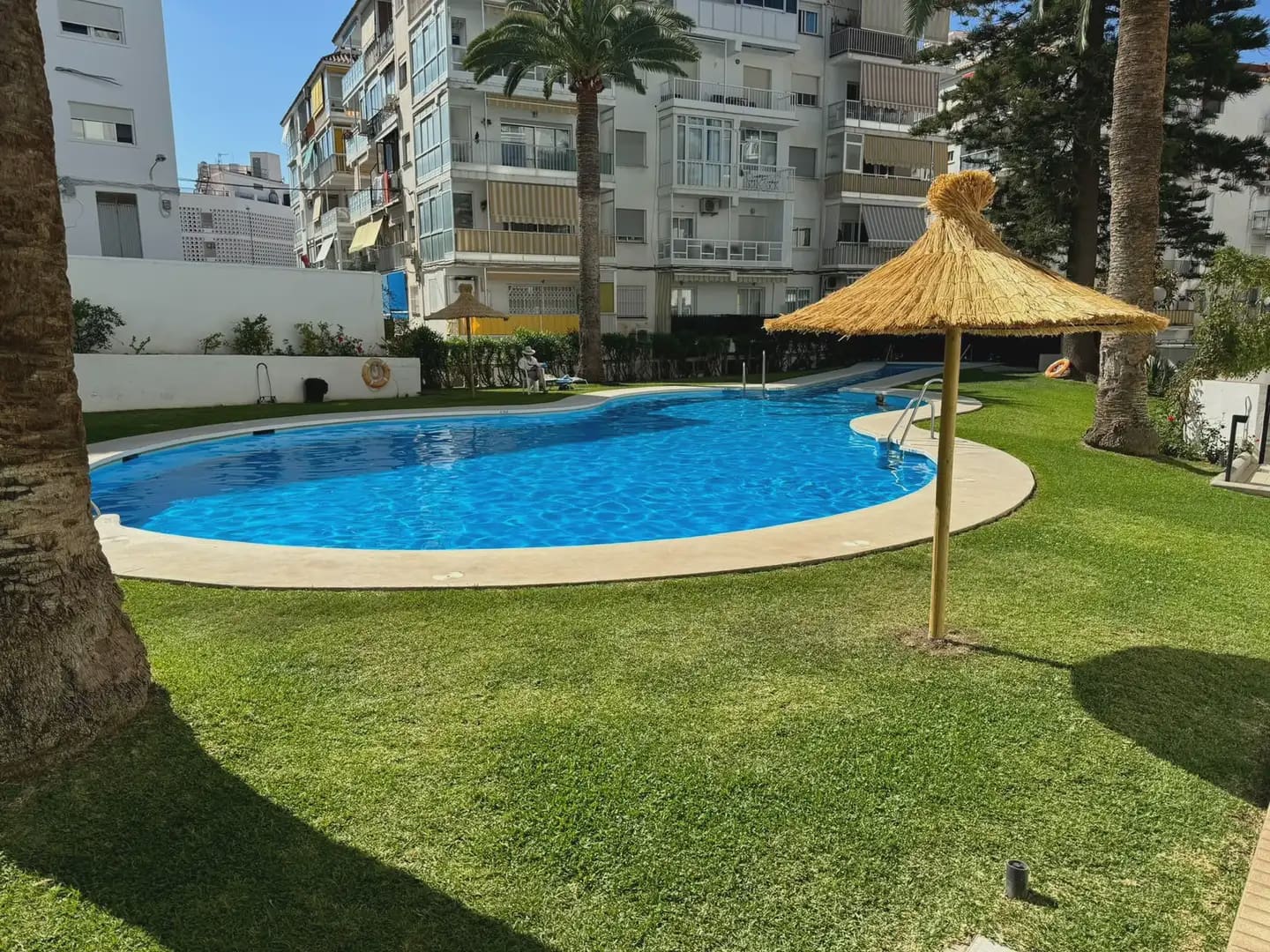 1 makuuhuone Yksiö myytävänä paikassa Nerja mukana uima-altaan 
autotalli - 205 000 € (Ref: 10163290)