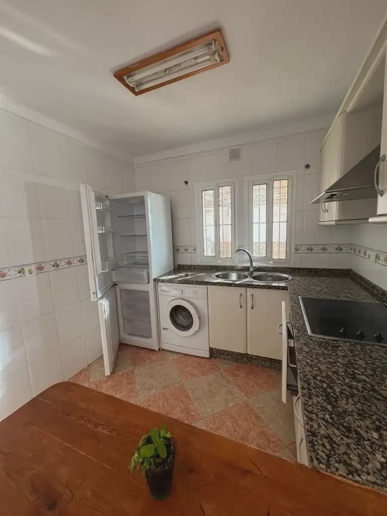 3 soveværelse Villa til leje i Torrox med swimmingpool garage - € 1.000 (Ref: 10165617)