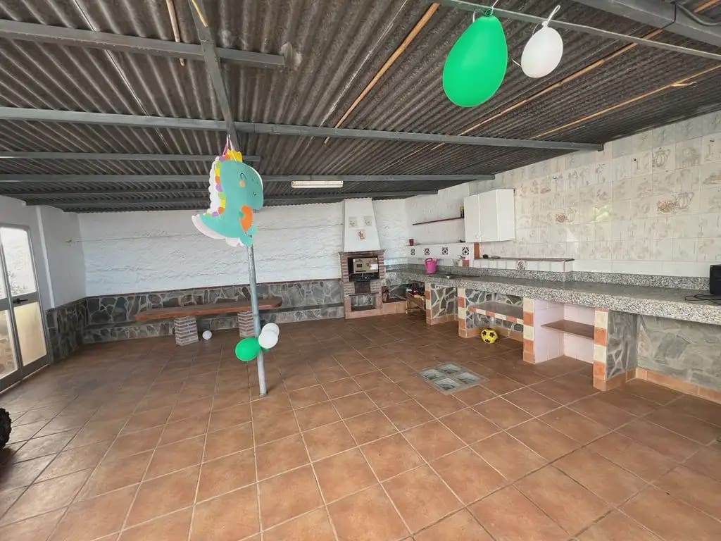 3 soveværelse Villa til leje i Torrox med swimmingpool garage - € 1.000 (Ref: 10165617)