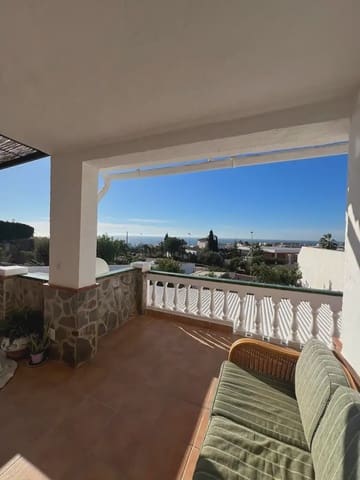 3 makuuhuone Huvila vuokrattavana paikassa Torrox Park, Torrox mukana uima-altaan 
autotalli - 1 000 € (Ref: 10165617)