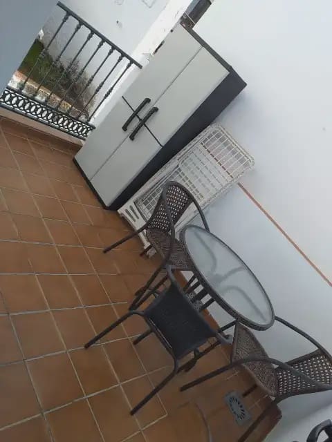 1 soverom Hus til leie i Torrox - € 600 (Ref: 10169075)