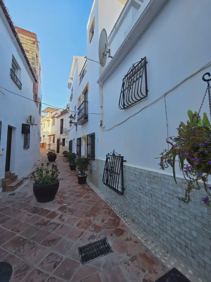 1 soverom Hus til leie i Torrox - € 600 (Ref: 10169075)