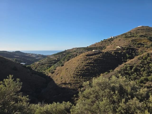 Finca/Herregård til salgs i Torrox Pueblo, Torrox - € 185 000 (Ref: 10169076)