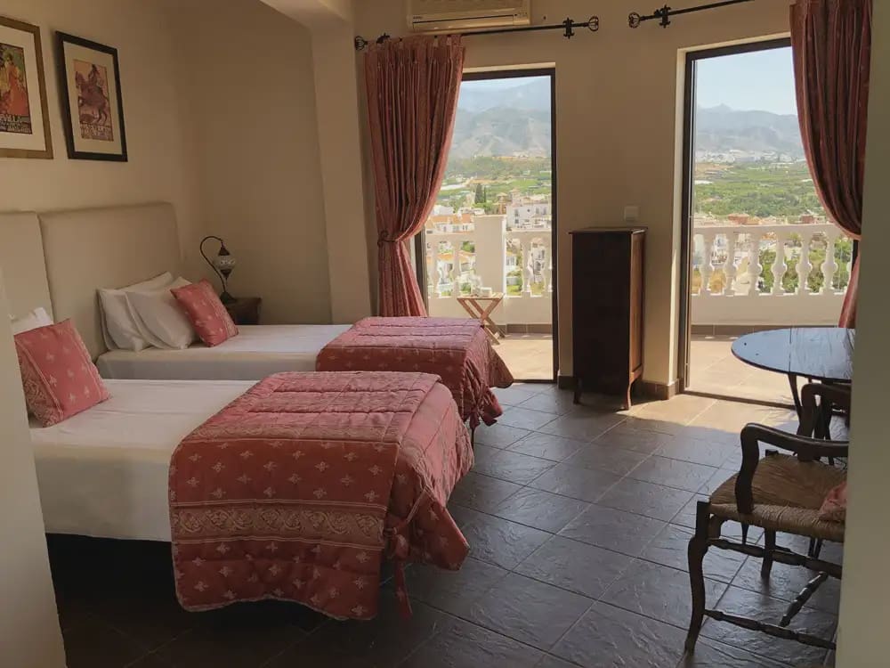 7 soveværelse Hotel til salg i Nerja med garage - € 2.770.000 (Ref: 10182160)