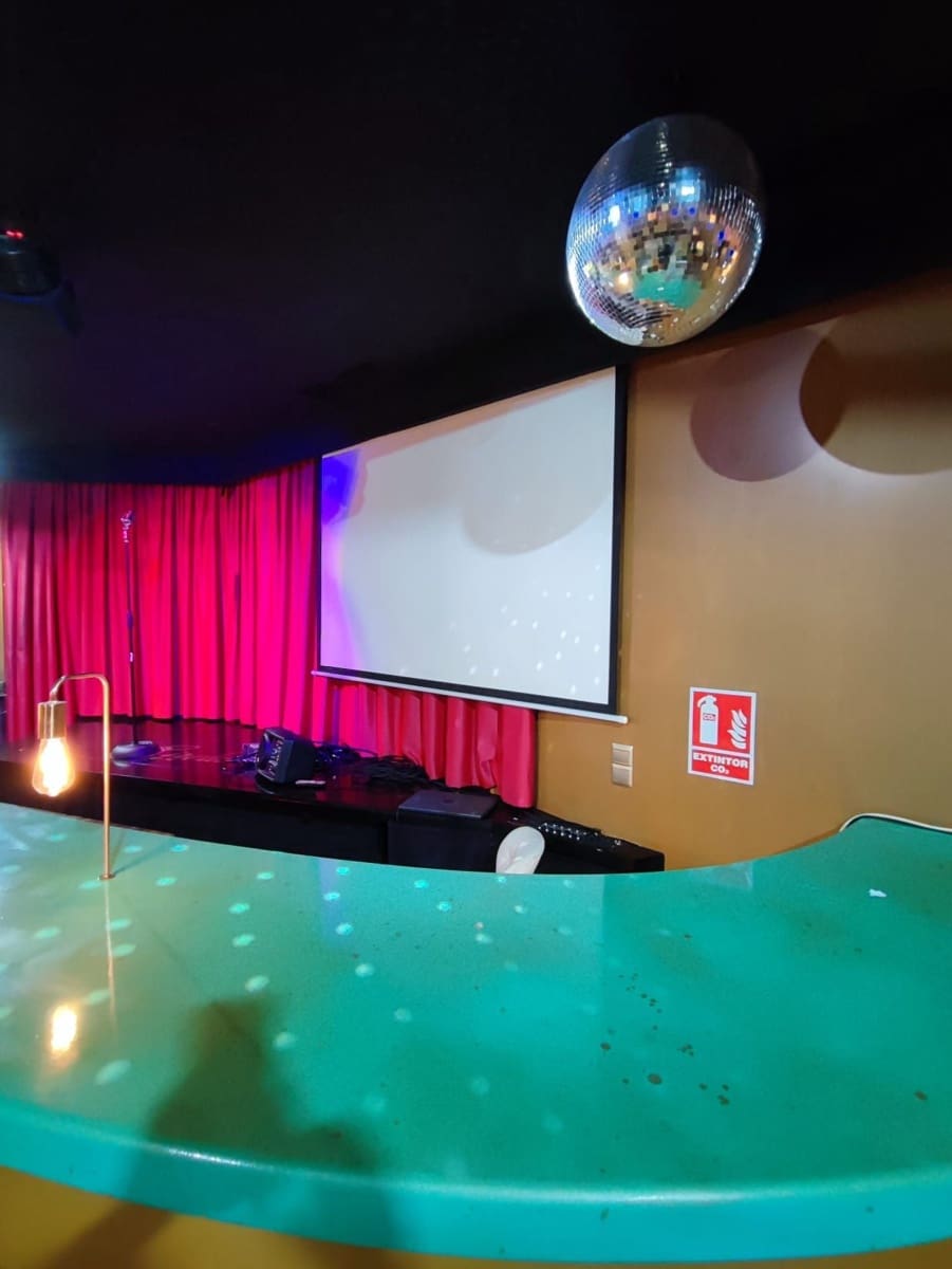 Commercieel te koop in Nerja - € 250.000 (Ref: 7857699)