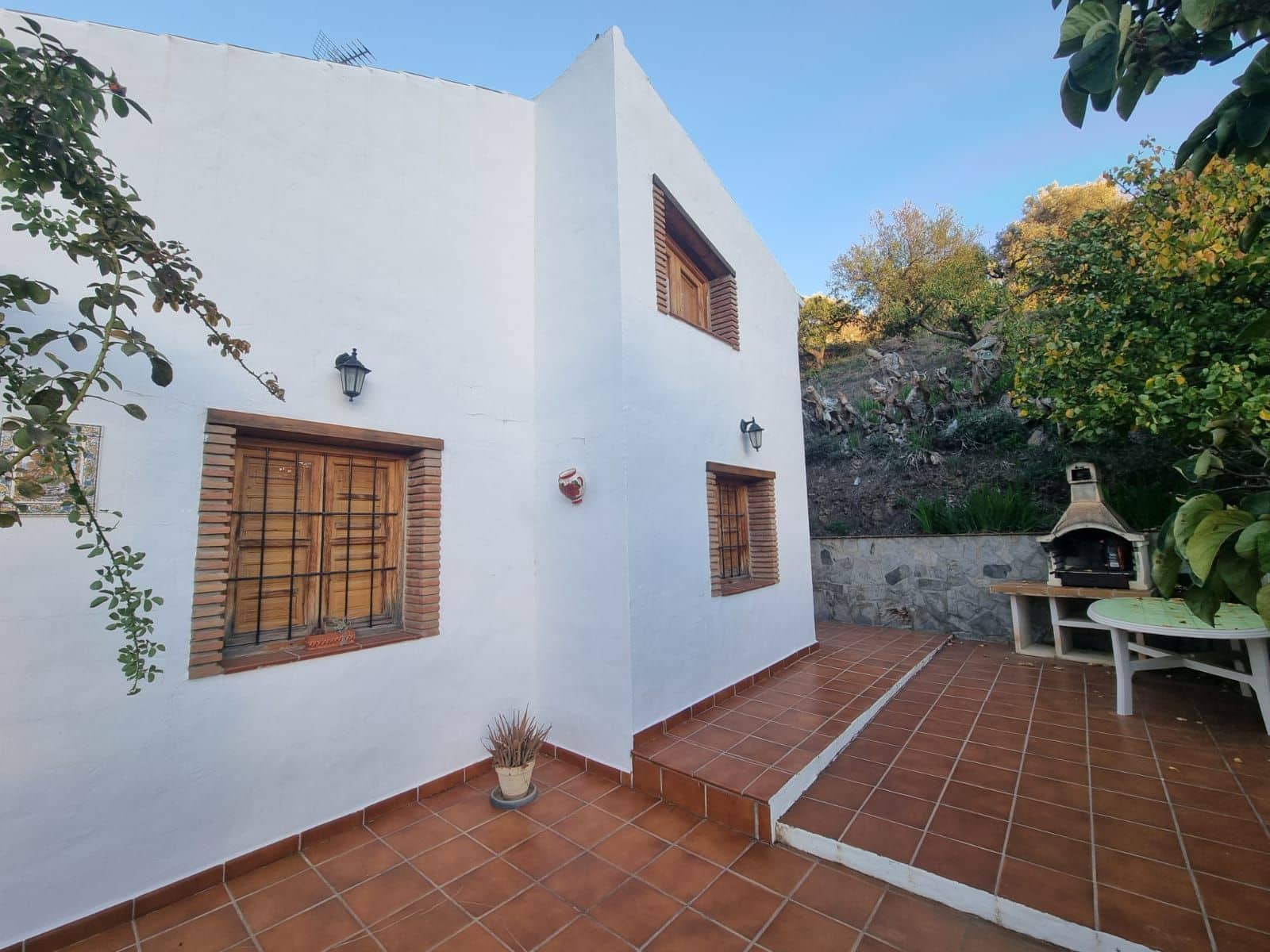 2 sypialnia Finka/Dom wiejski na sprzedaż w Frigiliana z basenem garażem - 415 000 € (Ref: 7918983)