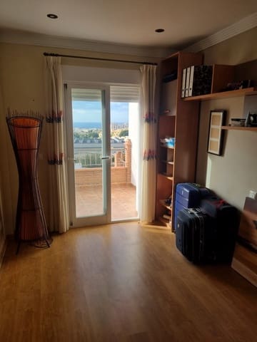 4 quarto Moradia para venda em Capistrano, Nerja - 465 000 € (Ref: 8028450)