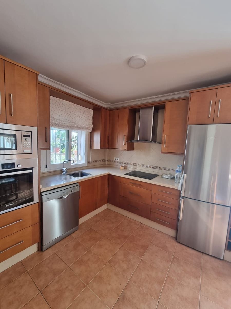 4 camera da letto Villa in vendita in Nerja - 465.000 € (Rif: 8028450)