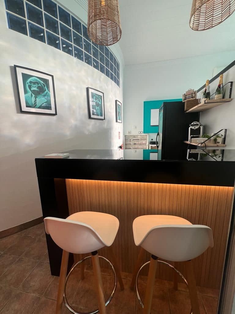 Kommersiell til salgs i Nerja - € 550 000 (Ref: 8142591)