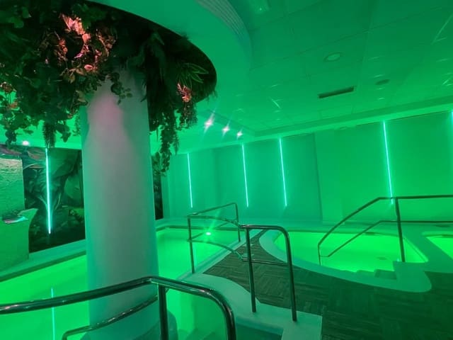 Commercieel te koop in Chaparil - Torrecilla - Punta Lara, Nerja - € 550.000 (Ref: 8142591)