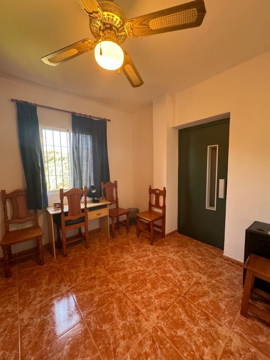 4 sypialnia Dom szeregowy na sprzedaż w Nerja z basenem - 390 000 € (Ref: 8321188)