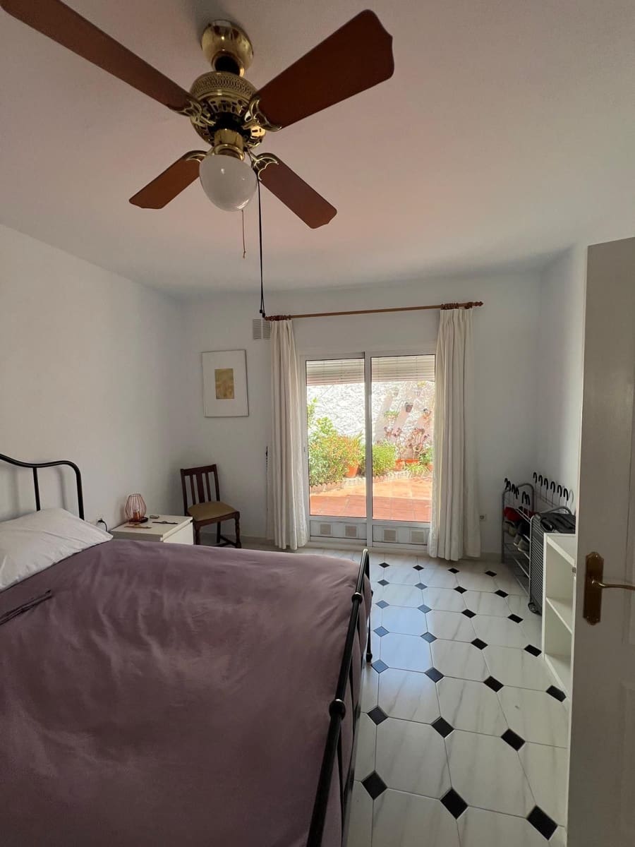 3 bedroom Villa for sale in Burriana, Nerja € 645,000 (Ref 8404270)