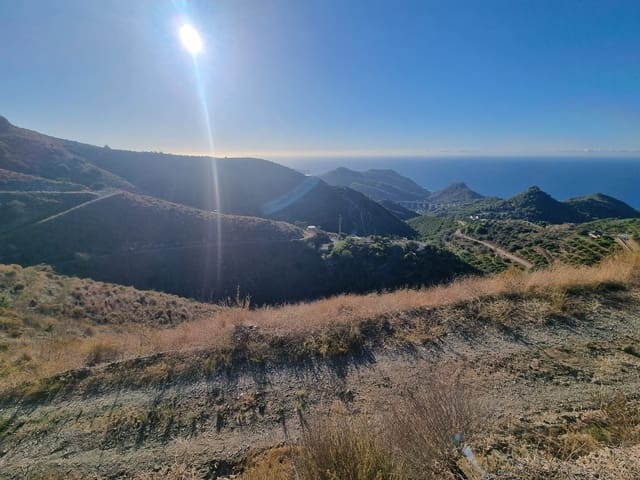 Grunde uden byggetilladelser til salg i La Herradura, Almuñécar - € 45.000 (Ref: 8604251)