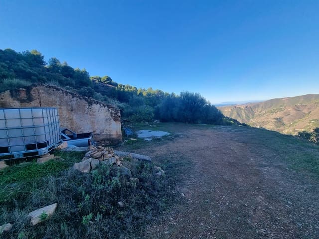 Ruin til salg i La Herradura, Almuñécar - € 69.000 (Ref: 8605775)