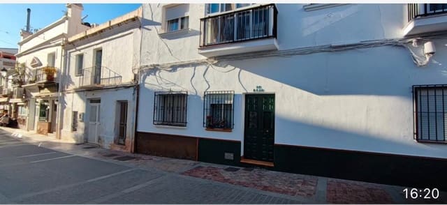 9 soveværelse Byhus til salg i Centro, Nerja - € 720.000 (Ref: 8739042)