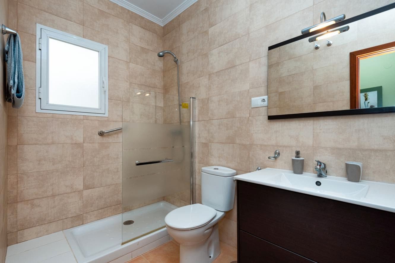 2 sovrum Lägenhet till salu i Nerja - 315 000 € (Ref: 8758567)