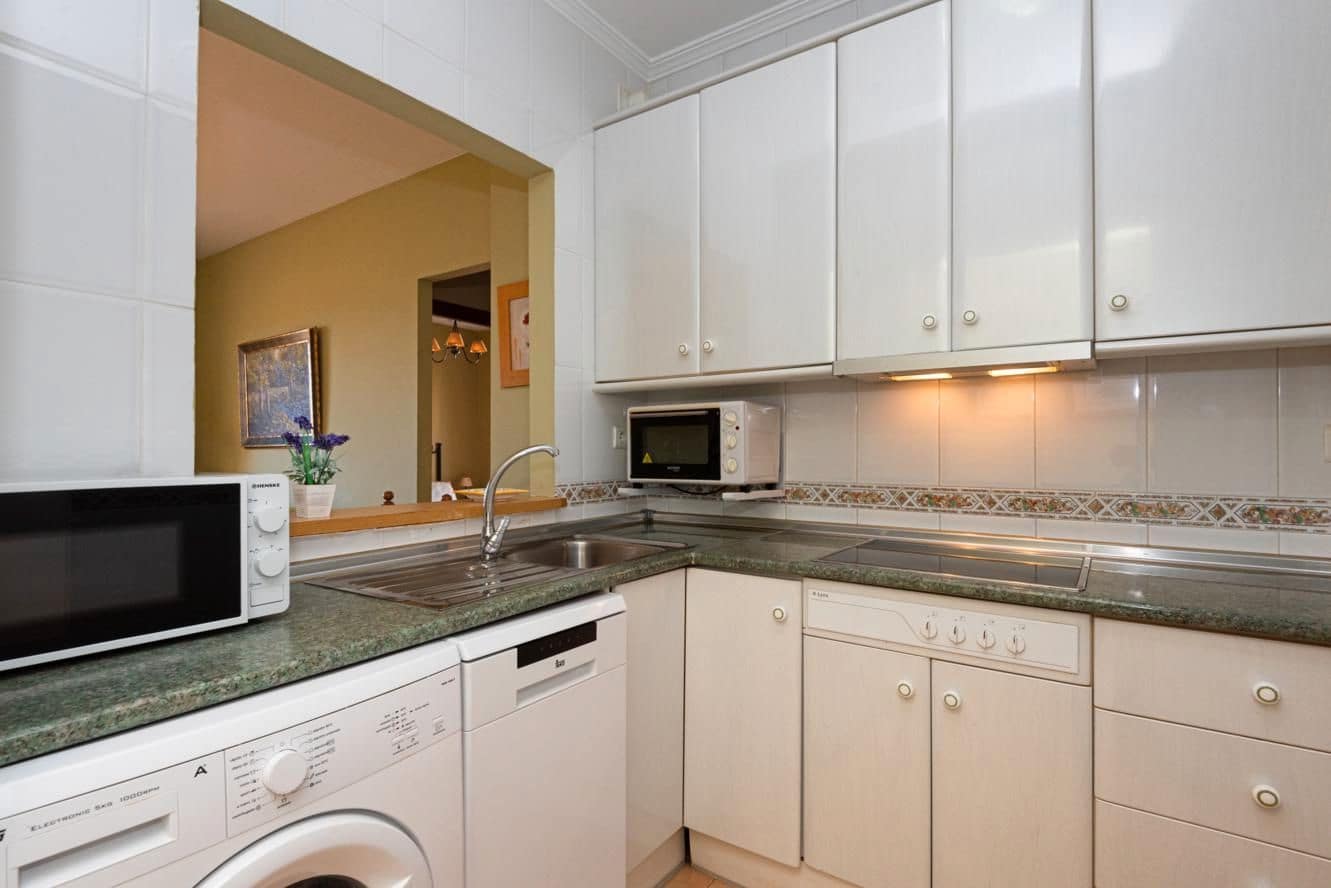 2 sovrum Lägenhet till salu i Nerja - 315 000 € (Ref: 8758567)