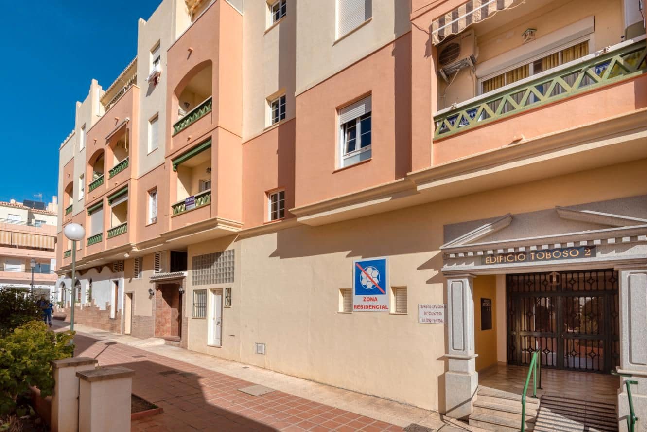 2 sovrum Lägenhet till salu i Nerja - 315 000 € (Ref: 8758567)